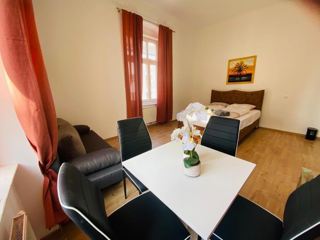Deluxe Quad Room Dw Wiedeń Zewnętrze zdjęcie