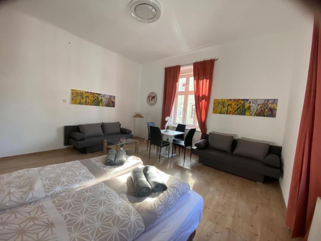 Deluxe Quad Room Dw Wiedeń Zewnętrze zdjęcie